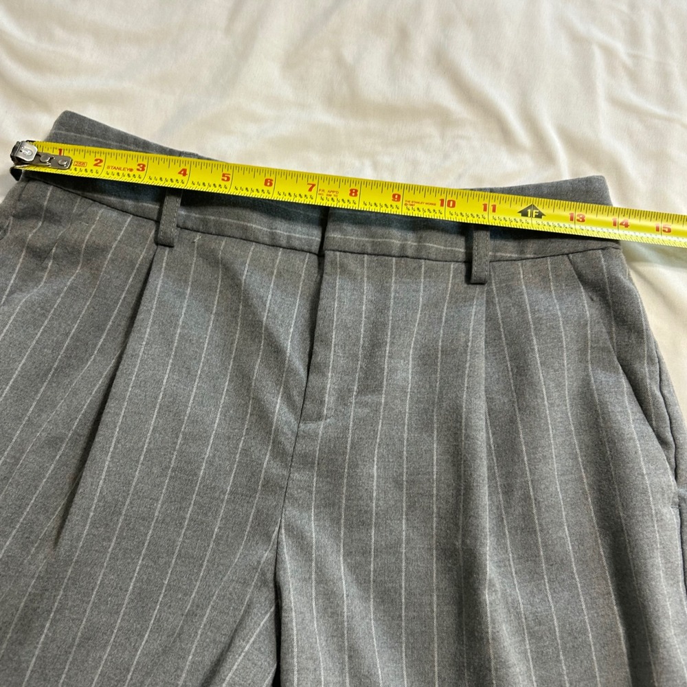 Banana Republic Grey Pinstripe Pleated Cuffed Trousers Size 0 Workwear Pants - Picture 9 of 12